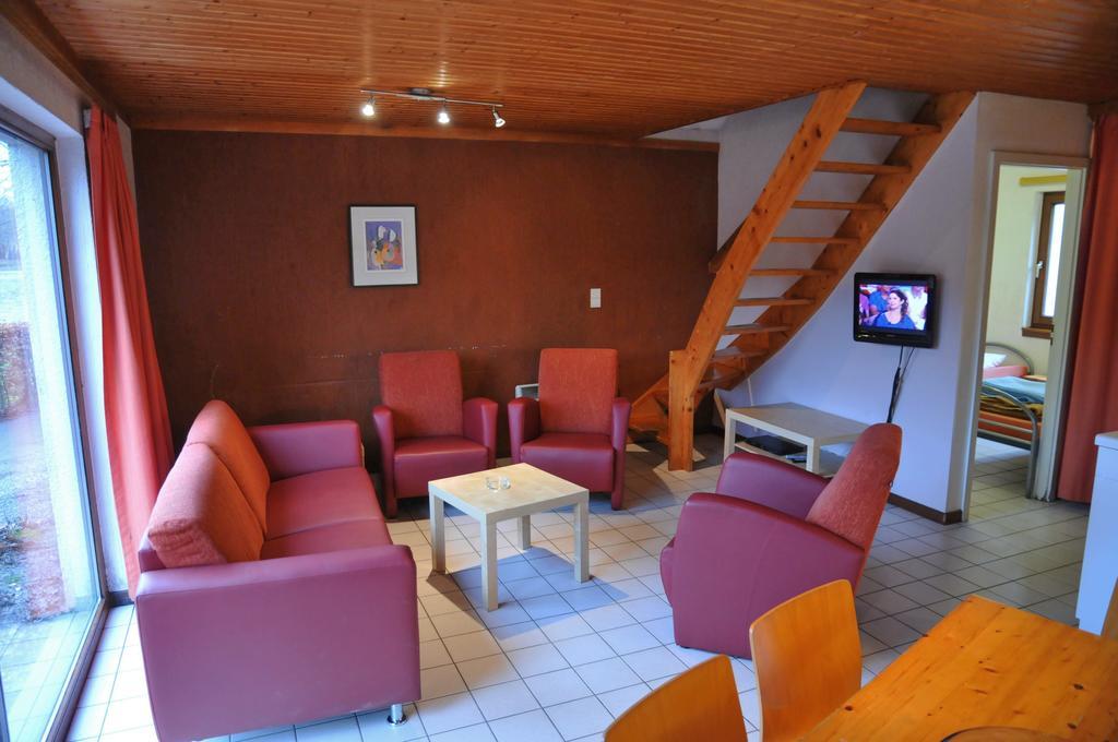 Les Doyards Hotel Vielsalm Phòng bức ảnh
